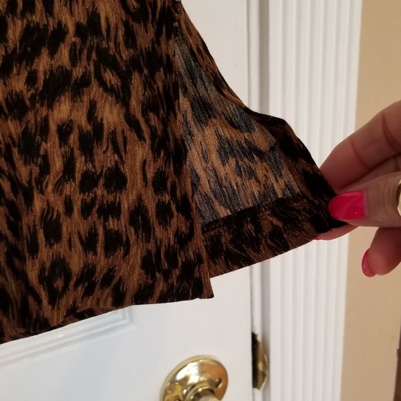 Gorgeous Animal Print Top - Picture 7 of 7